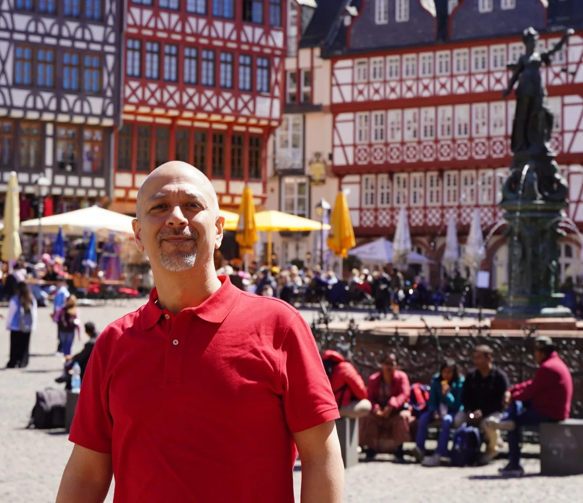 Taşkın Köksalan Frankfurt'ta portre fotoğrafı